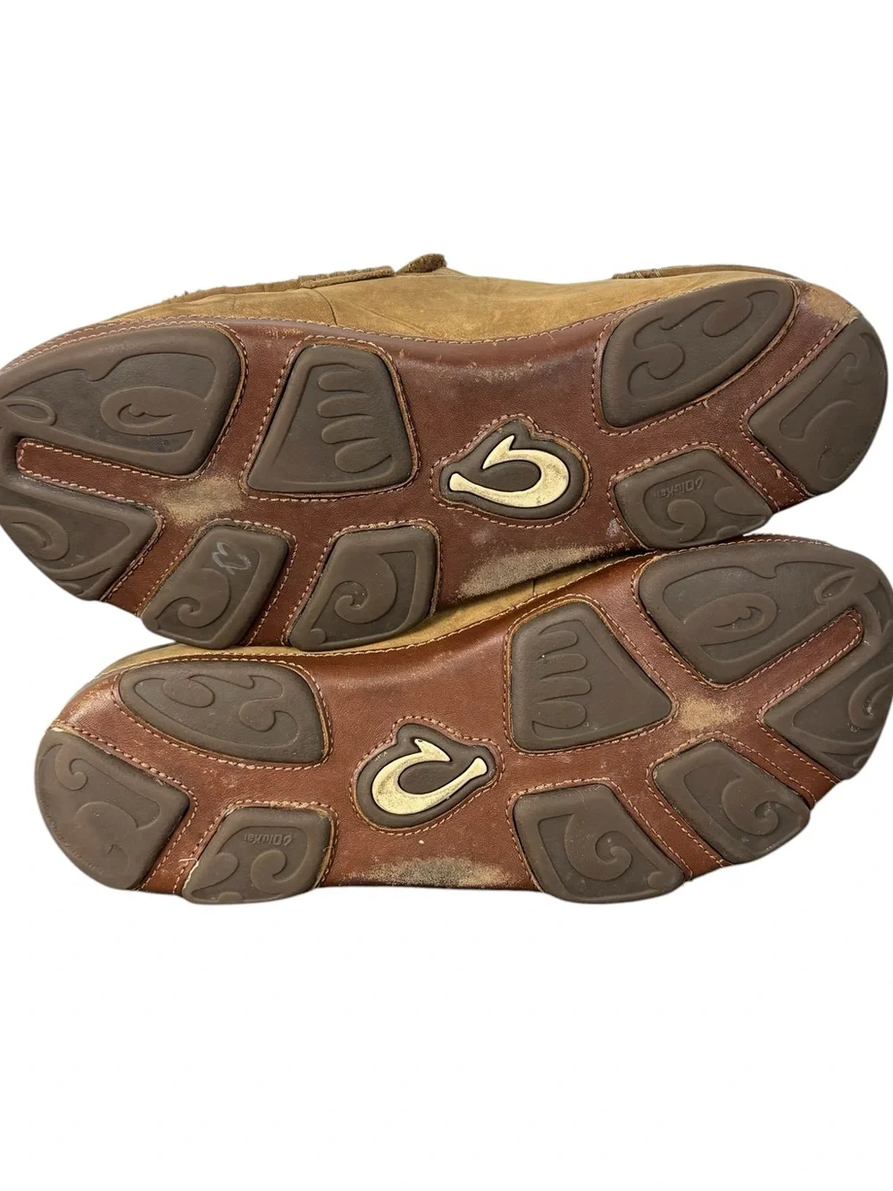 OluKai Moloa Mens 10 Leather Slip On Shoes Toffee Loafers Moccasin 10128-2733